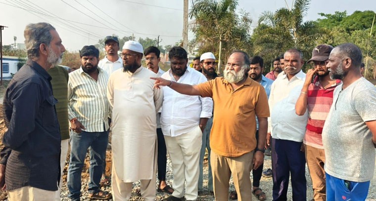 సంగారెడ్డి బై పాస్ రోడ్ విస్తరణ పనులను పరిశీలించిన జగ్గారెడ్డి