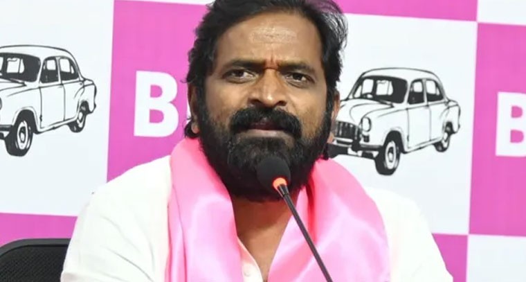 కల్లు దుకాణాలను మూసి వేసే కుట్ర చేస్తున్నారు: శ్రీనివాస్ గౌడ్