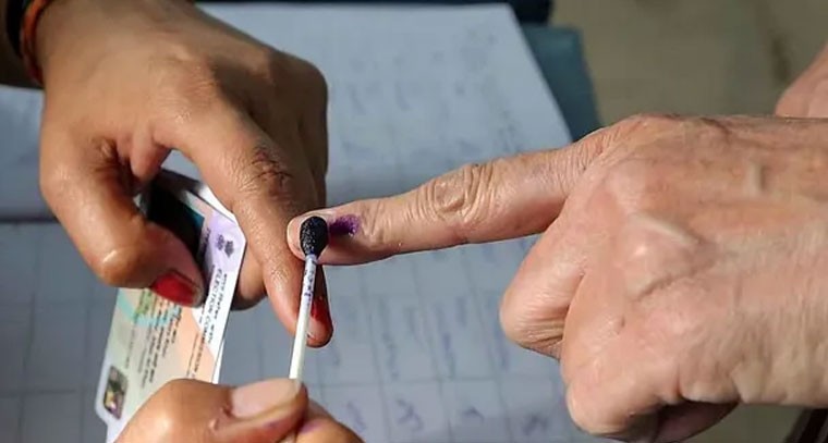 మూడో విడత ఎన్నికకు అన్ని ఏర్పాట్లు.. EC కీలక ఆదేశాలు