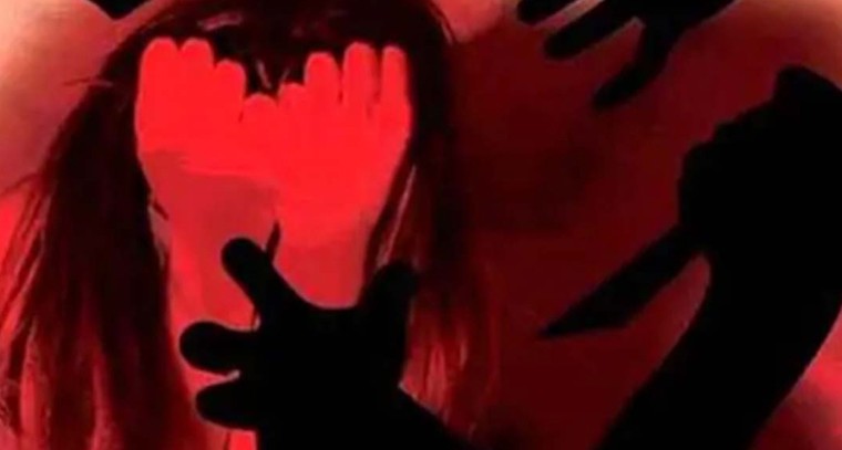 తొమ్మిదేళ్ళ బాలికపై ఐదుగురు మైనర్ బాలురు గ్యాంగ్ రేప్