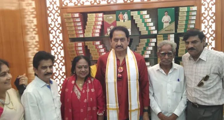 సినీ హీరో సుమన్ చేతుల మీదుగా రామ్ రాజ్ కాటన్ 51వ బ్రాంచ్ ప్రారంభం