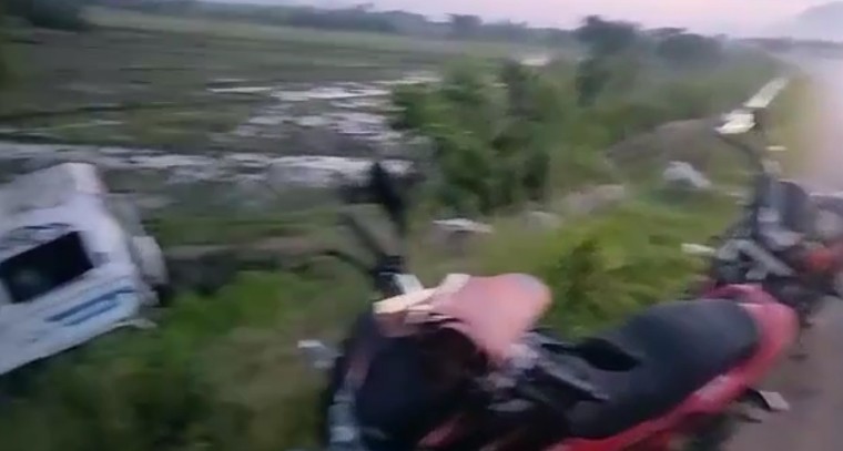 సూర్యాపేట సమీపంలో రోడ్డు ప్రమాదం