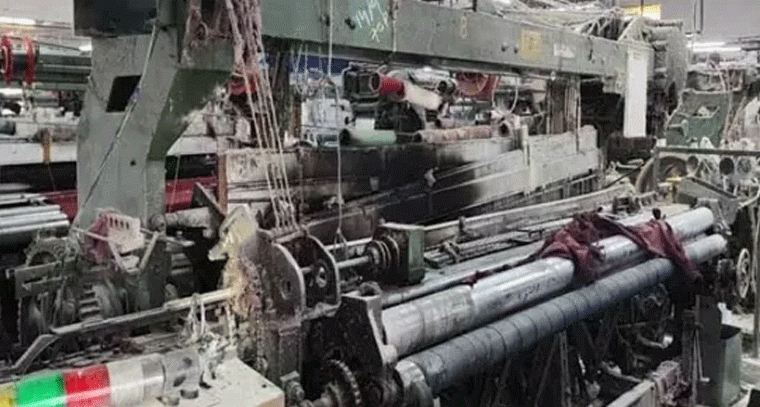 టెక్స్ టైల్ పార్క్ లో అగ్నిప్రమాదం