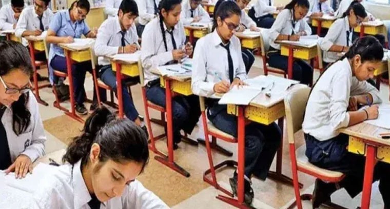 తెలంగాణ టెన్త్ పరీక్షలు: నెలరోజుల షెడ్యూల్‌పై భిన్నాభిప్రాయాలు