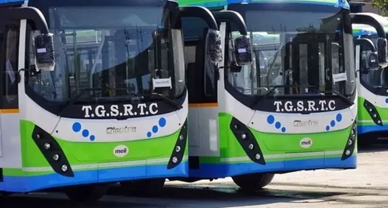 బస్సు ఛార్జీలను తగ్గించిన TGSRTC