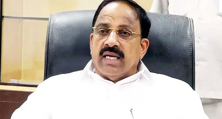 ఇళ్లు, రేషన్‌కార్డు.. ఏదైనా మహిళల పేరు మీద ఇస్తున్నాం: మంత్రి తుమ్మల