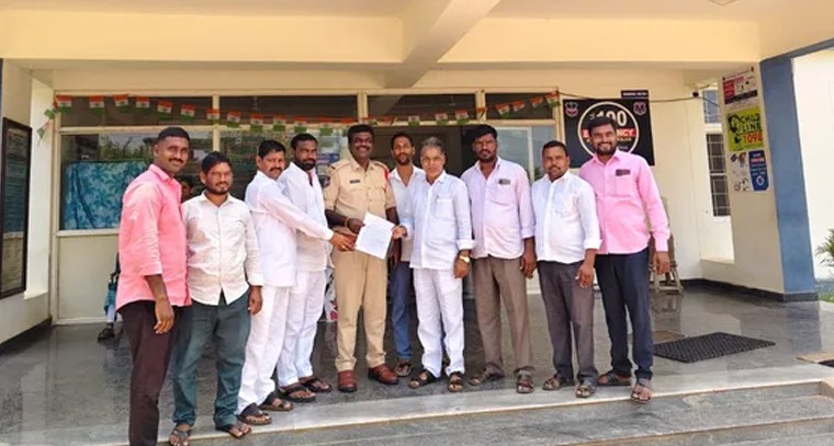 మద్యపాన నిషేధానికి తీర్మానం