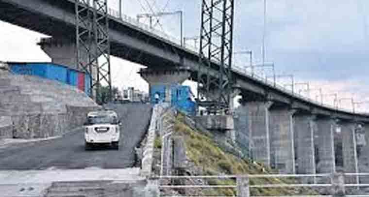 సికింద్రాబాద్ లో ఉక్కు వంతెన నిర్మాణానికి చర్యలు 
