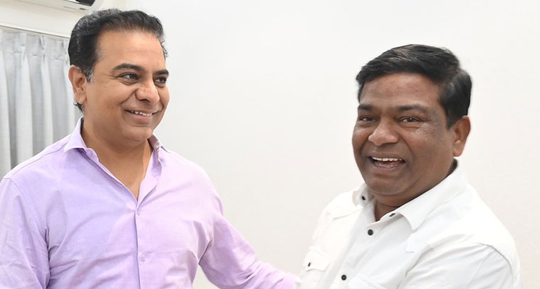 కేటీఆర్ తో మాజీ ఎమ్మెల్యే జీవన్ రెడ్డి భేటీ