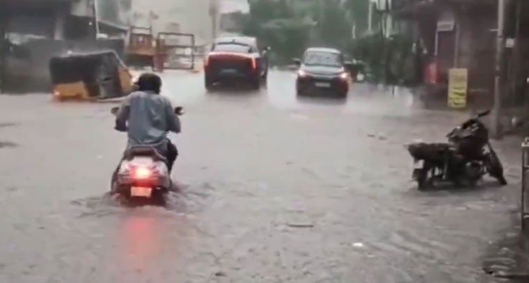 HYDలో పలు చోట్ల భారీ వర్షం 