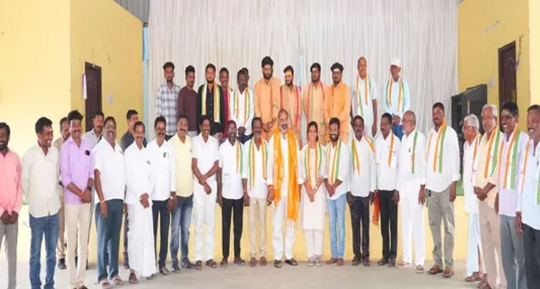 వేములవాడ బీజేపీకి భారీ షాక్