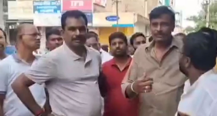 వనపర్తి మున్సిపాలిటీని ఆదర్శ మున్సిపాలిటీగా మారుద్దాం: ఎమ్మెల్యే