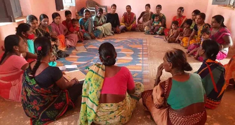 యాదగిరిగుట్టలో మహిళా సంఘాలకు షాపులు ఏర్పాటు: మంత్రి సీతక్క