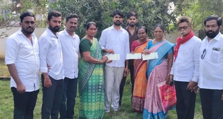 వైరా ఎమ్మెల్యే చేతుల మీదుగా కల్యాణలక్ష్మి, షాదీ ముబారక్ చెక్కుల పంపిణీ