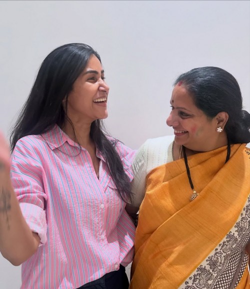 ఢిల్లీ లిక్కర్ కేసులో కవితకు ఊరట లభించడంపై అలేఖ్య హర్షం