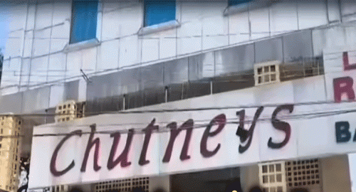 చట్నీస్‌ రెస్టారెంట్‌లో పేలిన ఇడ్లీ స్టీమర్.. సిబ్బందికి తీవ్ర గాయాలు