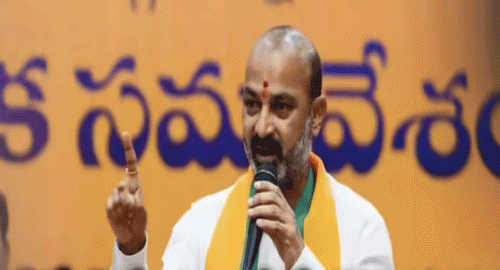 మంత్రులు, ఐఏఎస్‍ల అవినీతి లెక్కలు సేకరిస్తున్నాం..,, బండి సంజయ్