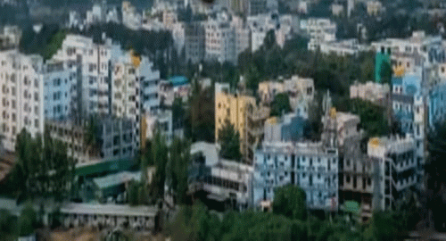 హైదరాబాద్‌లో ఈ ఏరియాలో ఎక్కడ చూసినా అక్రమ నిర్మాణాలే