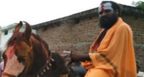 పూజల పేరుతో బురిడీ.. నాచేపల్లిలో దొంగ బాబాల ముఠా అరెస్ట్

