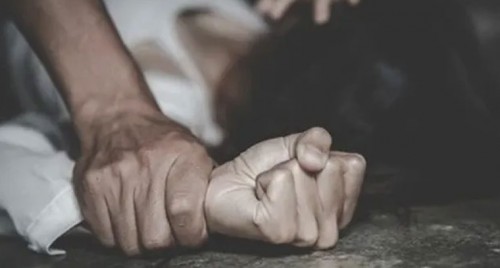  విద్యార్థినిపై ఆటోడ్రైవర్ అత్యాచారయత్నం