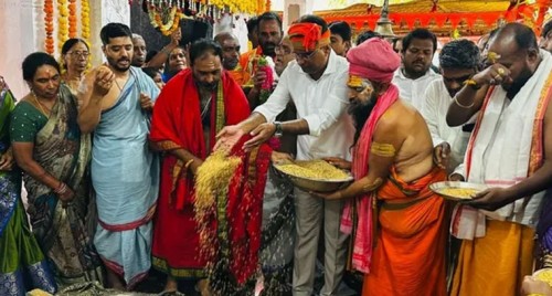 చింతల్ డివిజన్‌లో విగ్రహ ప్రతిష్టాపన మహోత్సవంలో బీఆర్ఎస్ నేత