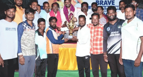 క్రీడలు మానసిక ఉల్లాసాన్ని కలిగిస్తాయి