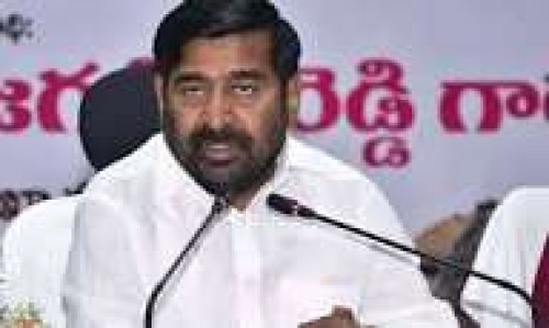 రేవంత్ రెడ్డి డబ్బు సంపాదనే లక్ష్యంగా పెట్టుకున్నారని ఆరోపణ