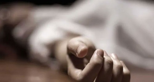 బూడిదలో పడి మహిళ మృతి