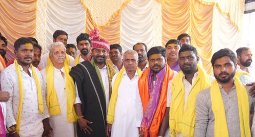 స్వామి కృపతో ప్రజలందరూ సుఖసంతోషాలతో ఉండాలి : కాట శ్రీనివాస్ గౌడ్