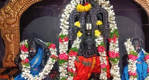 కవలంపేట వెంకన్నకు విశేష పూజలు