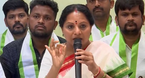 పంచాయతీ ఎన్నికల్లో 42 శాతం రిజర్వేషన్లు ఎక్కడ? కవిత