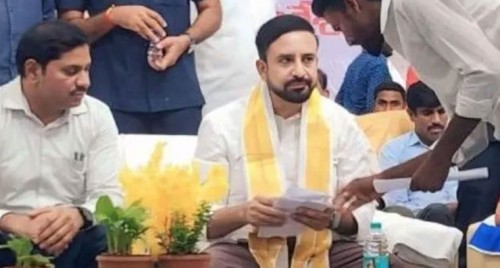 గురుకుల పాఠశాలను లింగంపేట్ కు తరలించాలి