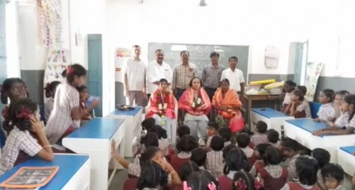 మహిళా దినోత్సవం: సర్పంచ్ చేతుల మీదుగా ఘనంగా నిర్వహణ