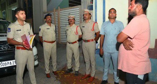 రౌడీ షీటర్ల కదలికలపై పోలీసుల ప్రత్యేక నిఘా