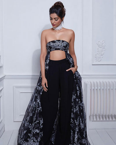 Sonam Kapoor latest photo shoot